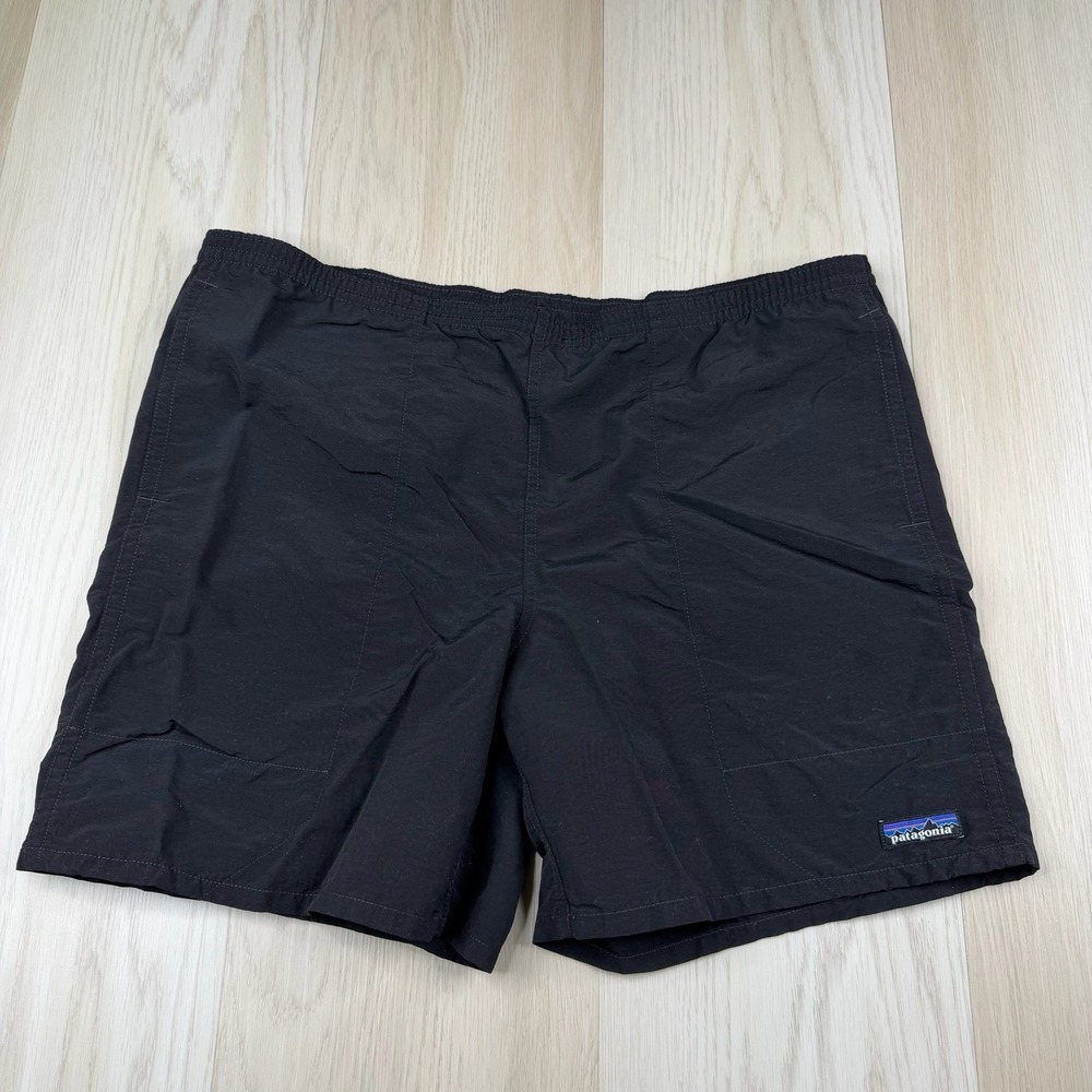 Patagonia Shorts Mens XL Black Nylon Gym Baggies Summer Drawstring Lined